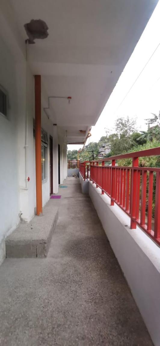 Cool Breeze Lodge And Cafe Banaue Exteriör bild